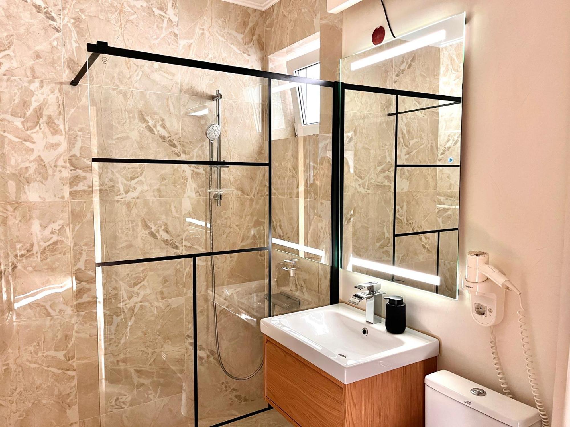 Cityview Apartment *